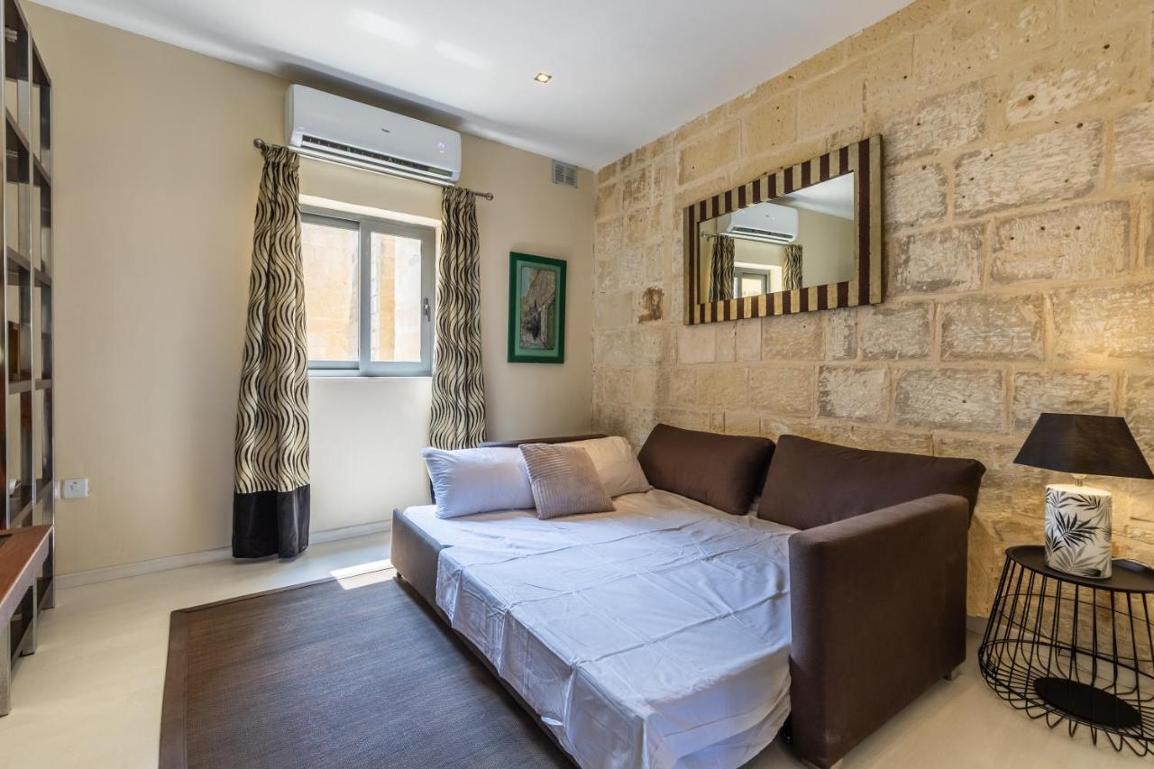 Valletta Bastions Seafront House Exterior photo