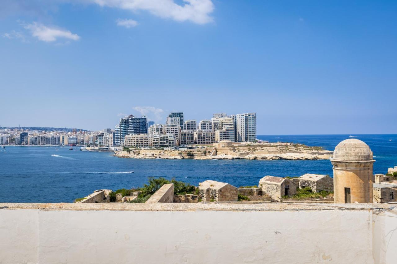 Valletta Bastions Seafront House Exterior photo